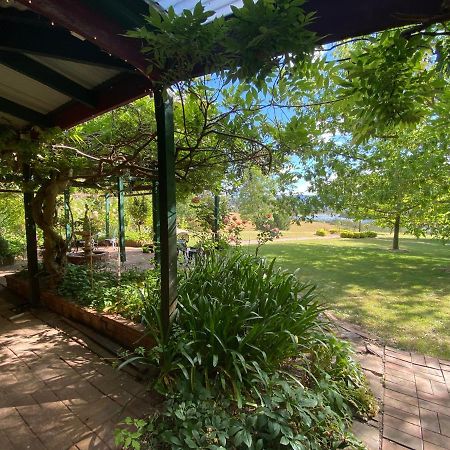 Willowlake Cottages Howqua ภายนอก รูปภาพ