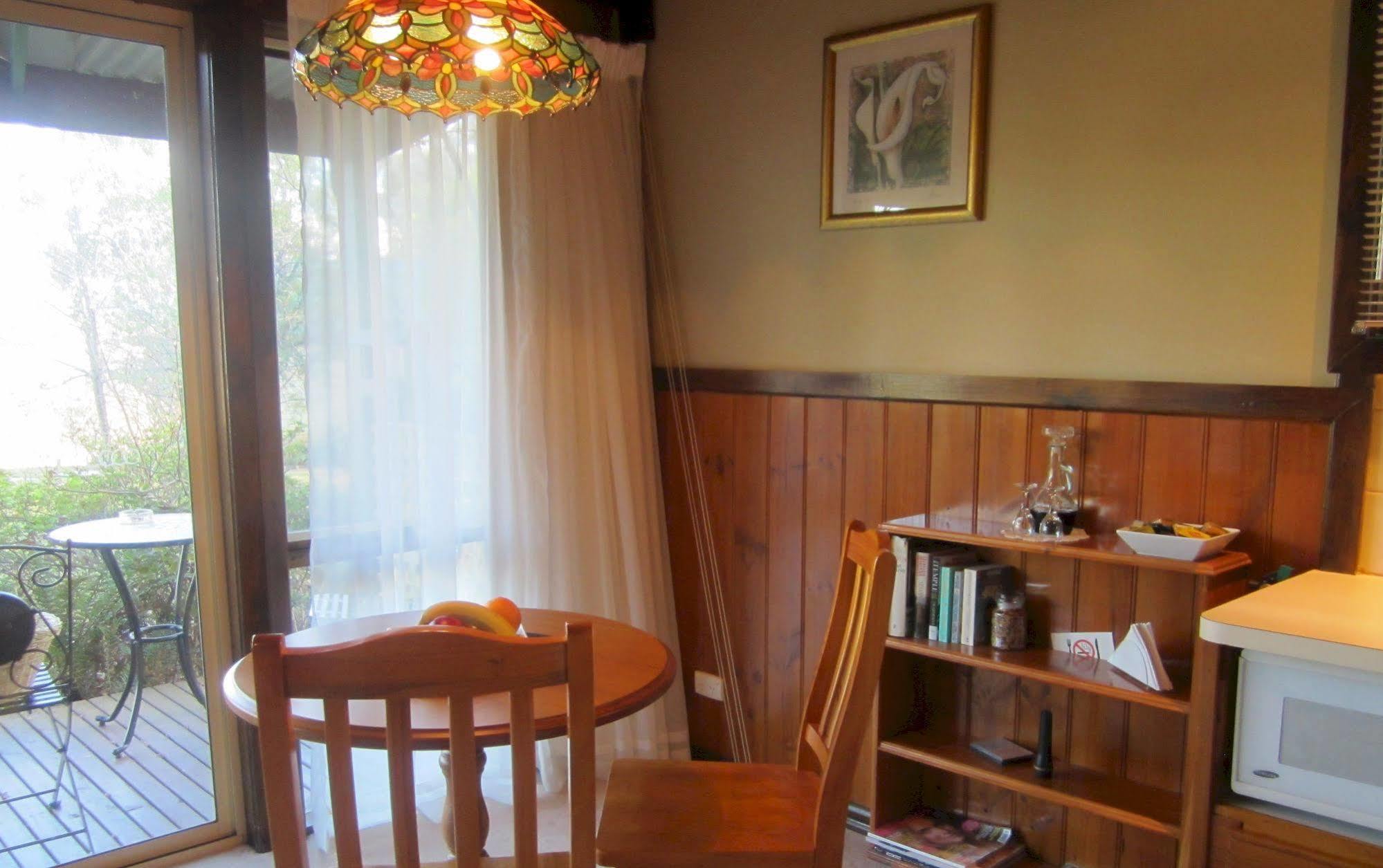 Willowlake Cottages Howqua ภายนอก รูปภาพ